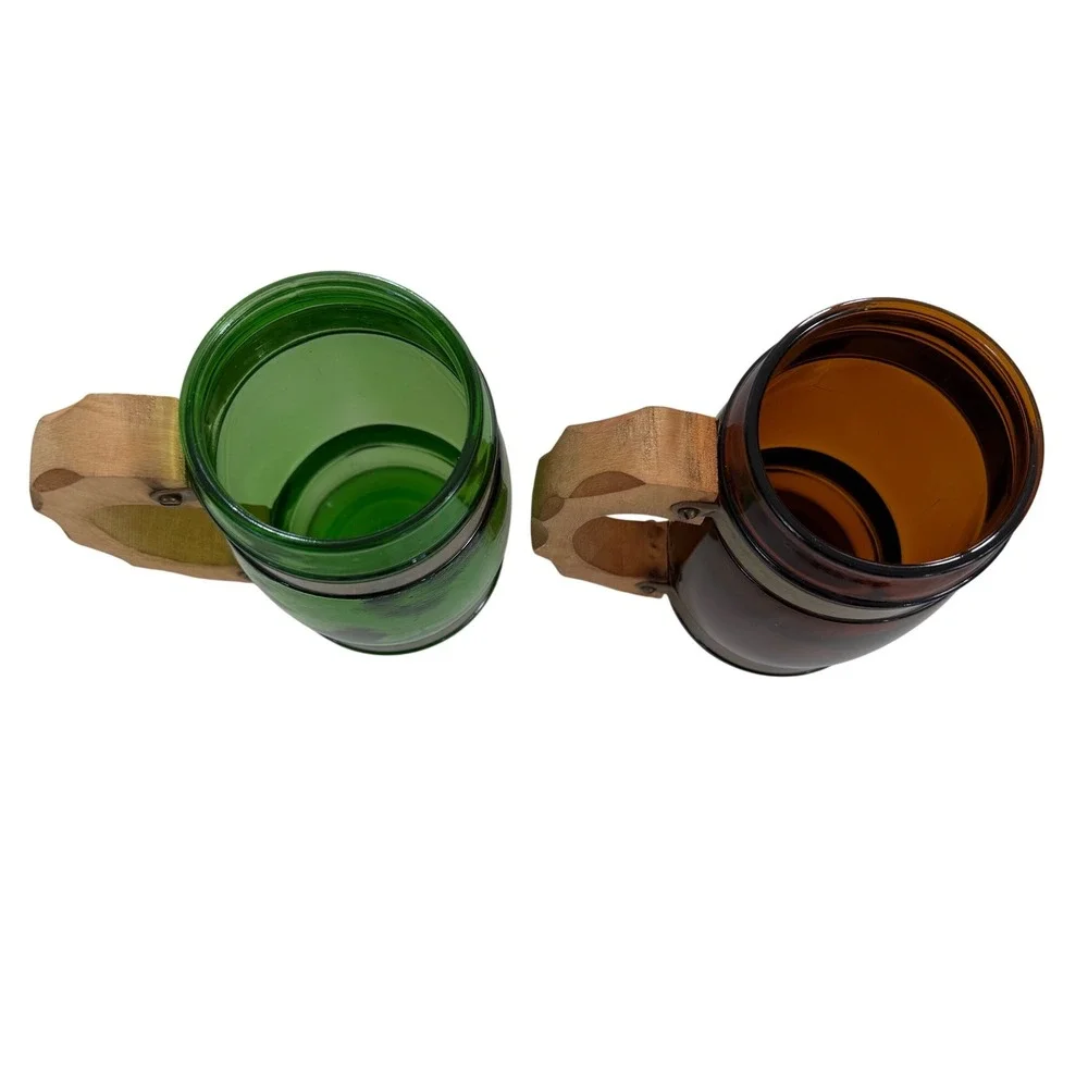 Vtg 1950s‎ 1960s Mid Century Glass Mugs w/ Wood Handles Brass Bands Green Amber